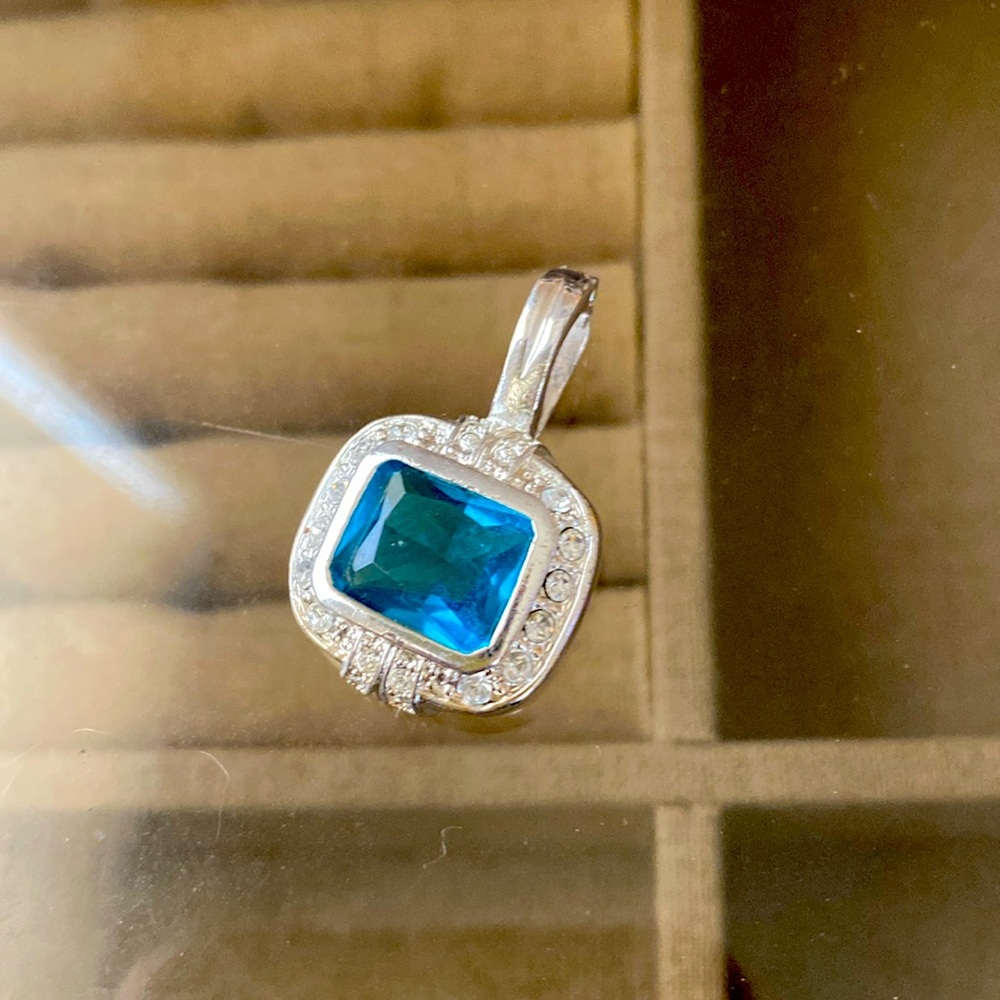 Blue Stone Enhancer Pendant